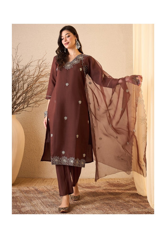 Malishka Export Embroidered Silk Blend Kurta Pant Set for Women - Image 5